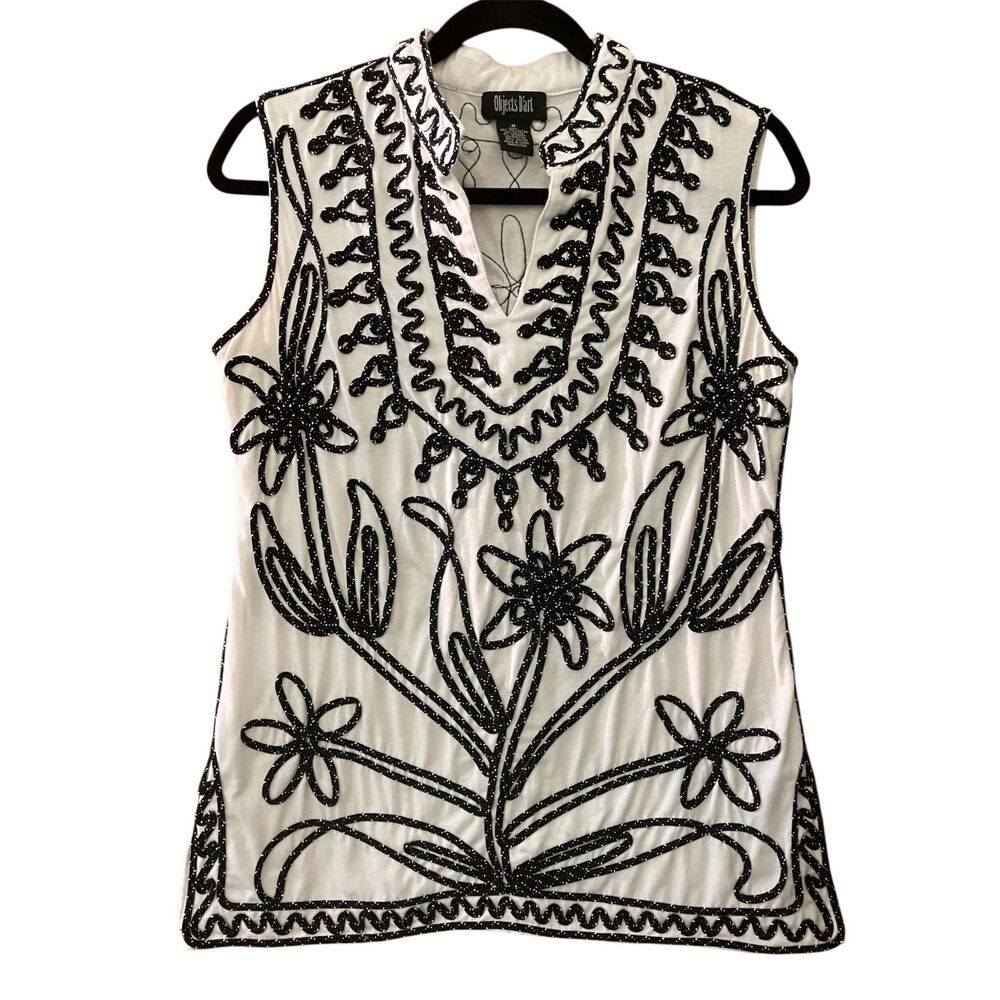 Objects D'art embellished artsy split neck sleeveless top